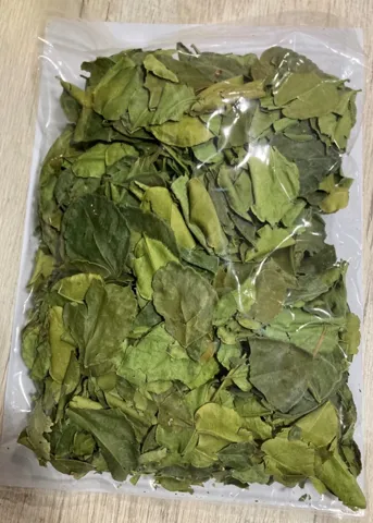 Dried Kaffir Lime Leaves